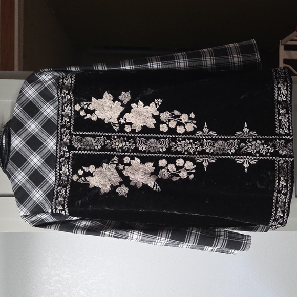 APRIL SKY Tops - APRIL SKY Classic Black and White Plaid Women's Button Down Embroidered Shirt